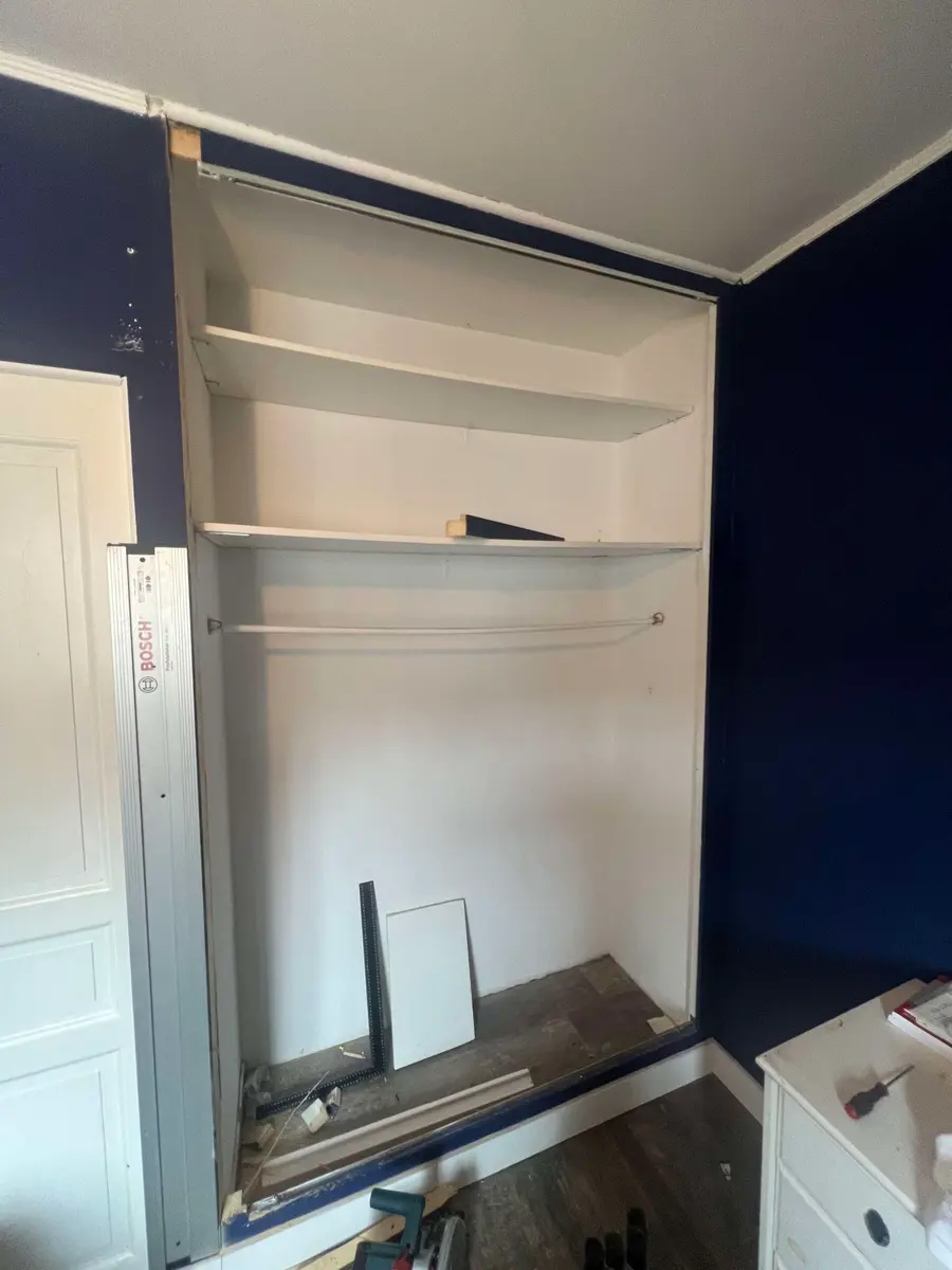 Dressing avant rénovation