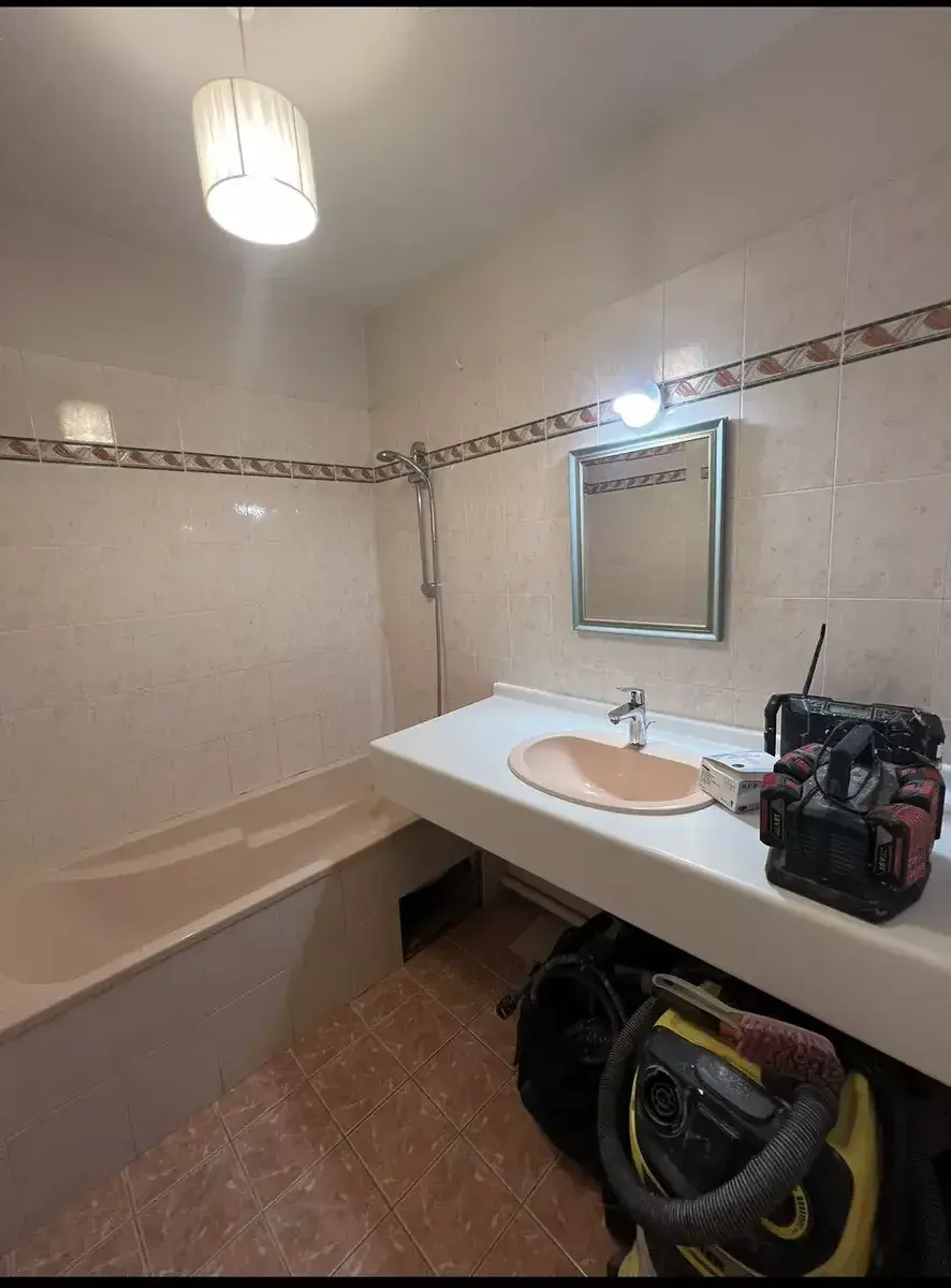 Salle de bain avant rénovation