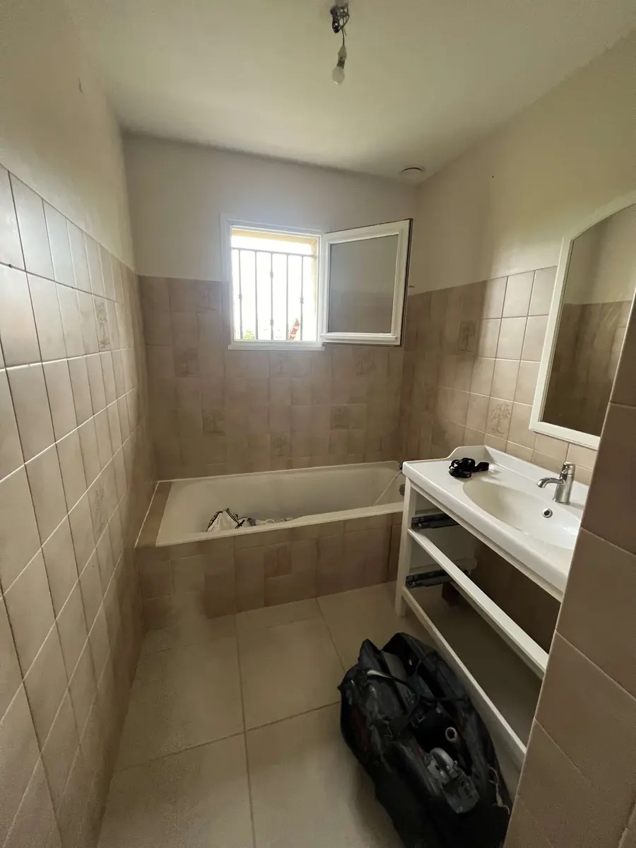 Salle de bain avant rénovation